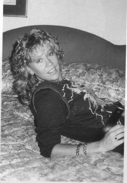 Agnetha 002584 1983 aguk7