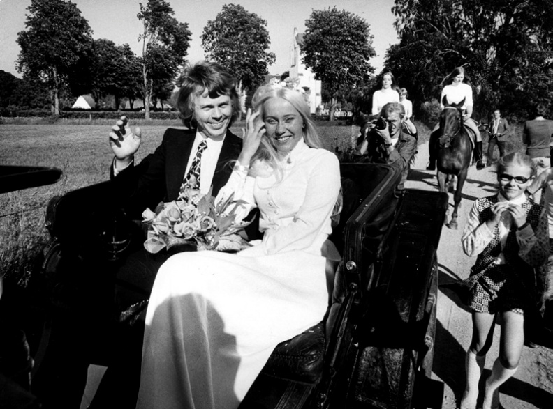 Agnetha_003047_wedding.jpg