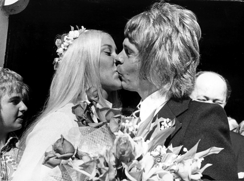 Agnetha 003048 wedding