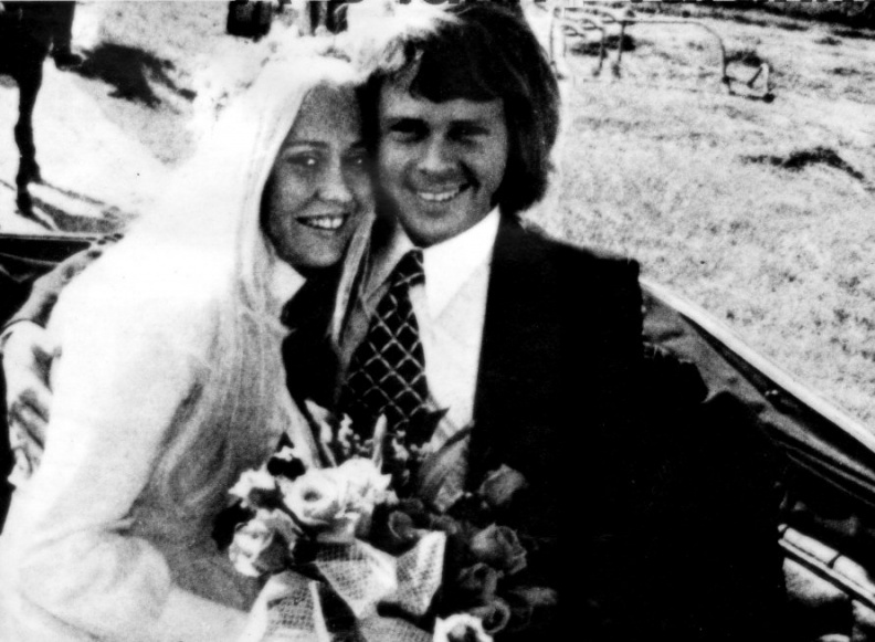 Agnetha_003060_wedding.jpg