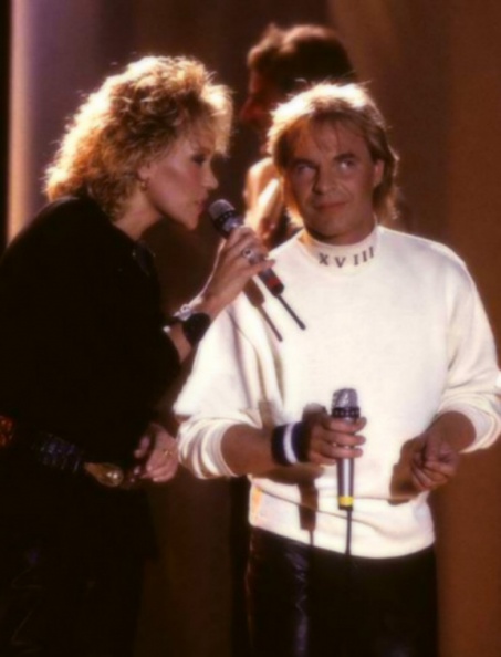 Agnetha_005910_1986_flykting_galan.jpg