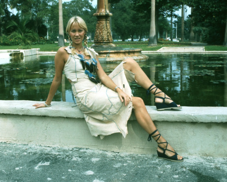 Agnetha_008498_Photoshoot_1976.jpg