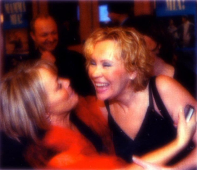 18_mamma_mia_premiere_stockholm_2005-02-12.jpg