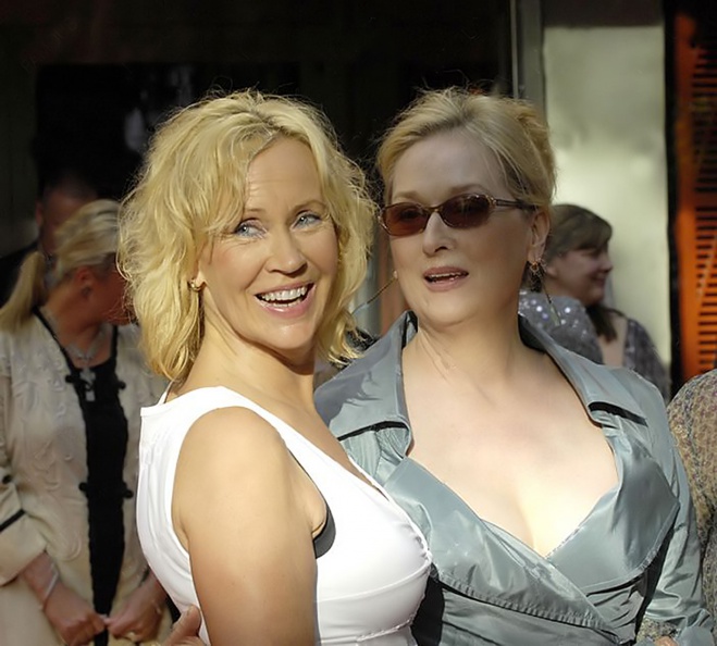 Agnetha_000171_Stockholm_2010_Mamma_mia_Premiere.jpg