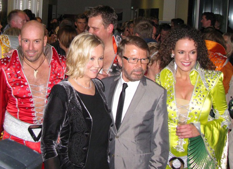 Agnetha_000843_Copenhagen_2010_10_15_Mamma_mia_Premiere.jpg