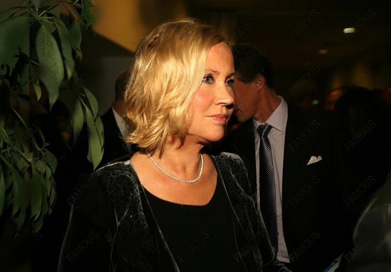 Agnetha_000844_Copenhagen_2010_10_15_Mamma_mia_Premiere.jpg