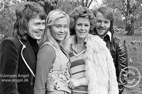 Agnetha_007632_watermarked.jpg