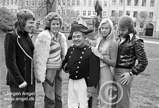 Agnetha 007638 watermarked