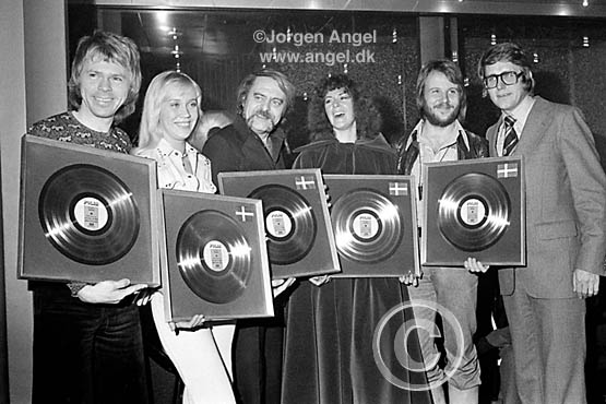 Agnetha 007653 watermarked