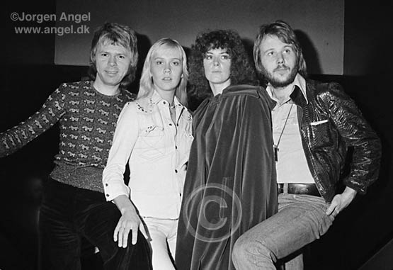 Agnetha 007654 watermarked