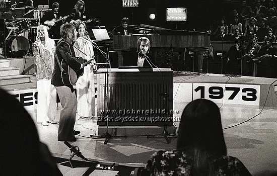 Agnetha 007684 watermarked