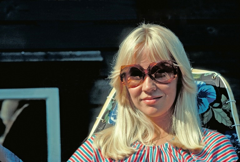 Agnetha_005700_1976.jpg