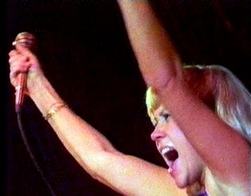 Agnetha 008393 performing 1979