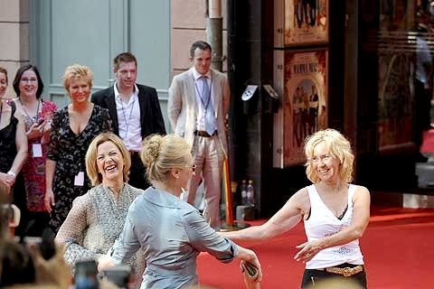 Agnetha_000025_Stockholm_2010_Mamma_mia_Premiere.jpg