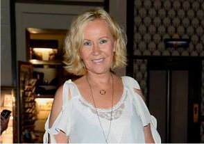 Agnetha 000094 2013 08 29 Stockholm Verandan restaurant