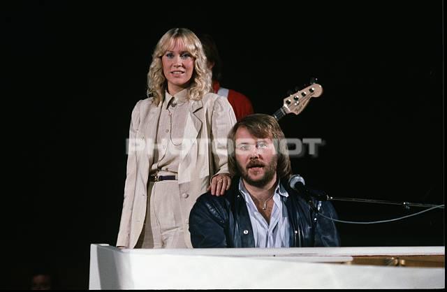 Agnetha 007515 watermarked